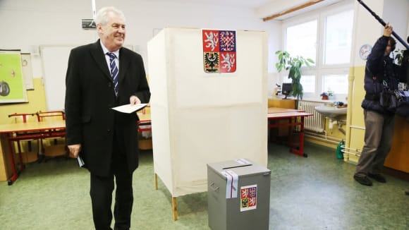 Volební urny se dostanou i na nová strategická místa